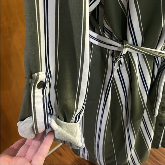 XL Green and white fleece button down dress, belted, 3/4 sleeve, extremely warm - Picture 6 of 6